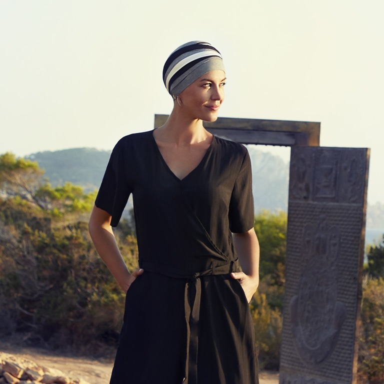 Turban Christine Headwear Shanti, vzor Mixed Colours