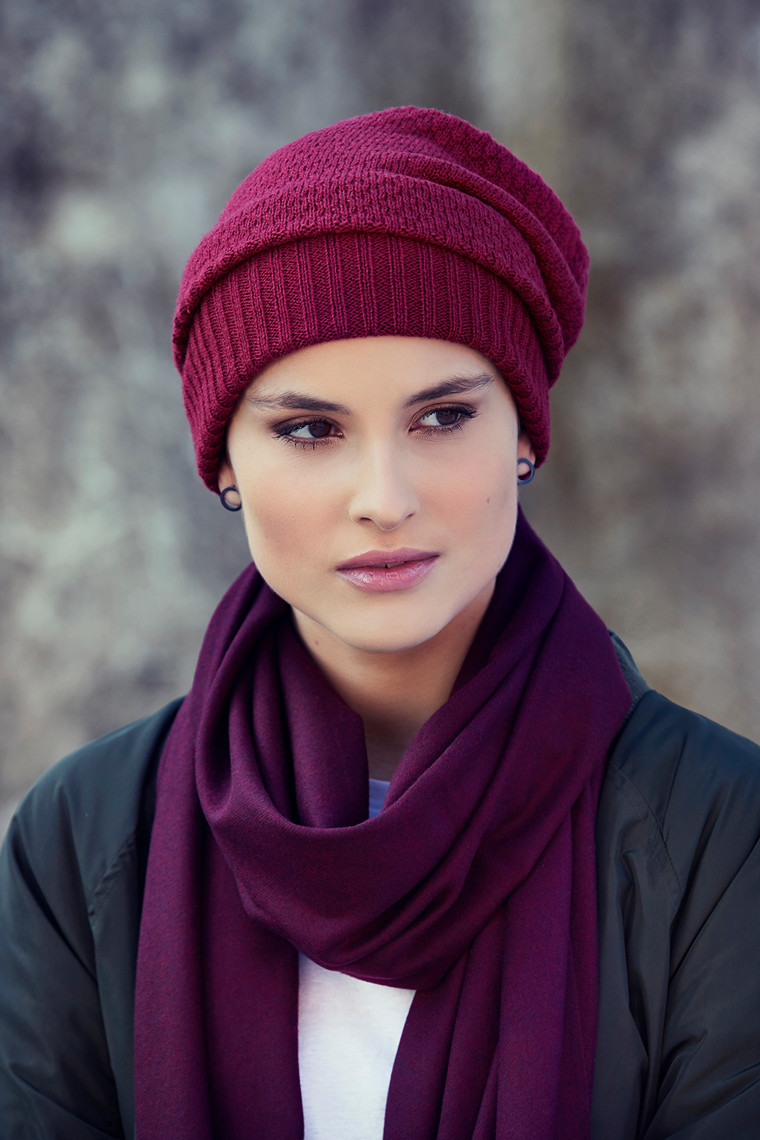 Čapica zimná Viva Headwear Ebba, vzor Dark Red