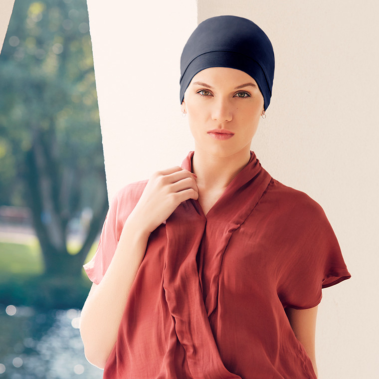 Turban Viva Headwear Laura, vzor Black Iris*